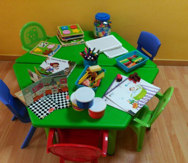 Centro de Educación Infantil Zarapeques juguetes en un aula infantil